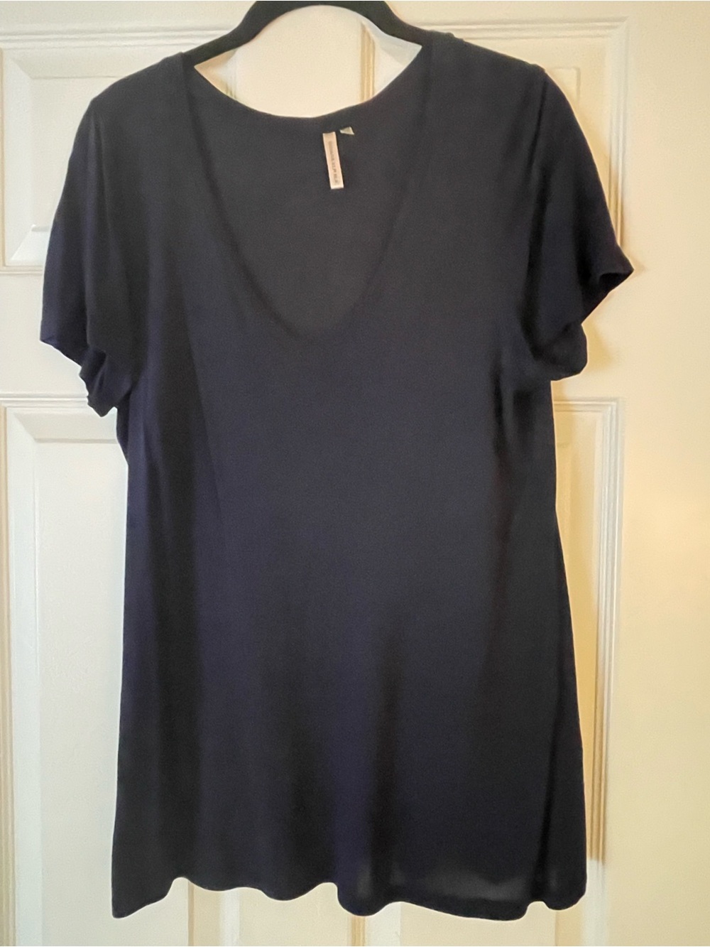 Banana Republic Navy Short-Sleeve Scoop Neck Top